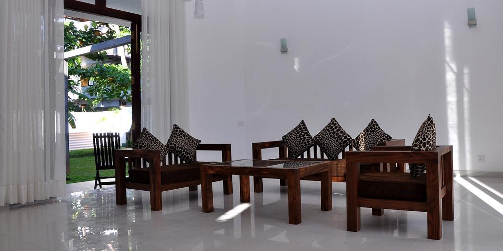 Harris Villa Hikkaduwa Room photo